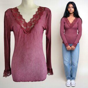 Y2K Stretchy Lace trim Long Sleeve Lace Bell sleeve BodyCon V-Neck Top Size S/M